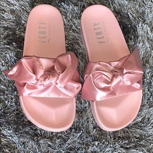 New Fenty x Rihanna Puma bow slide